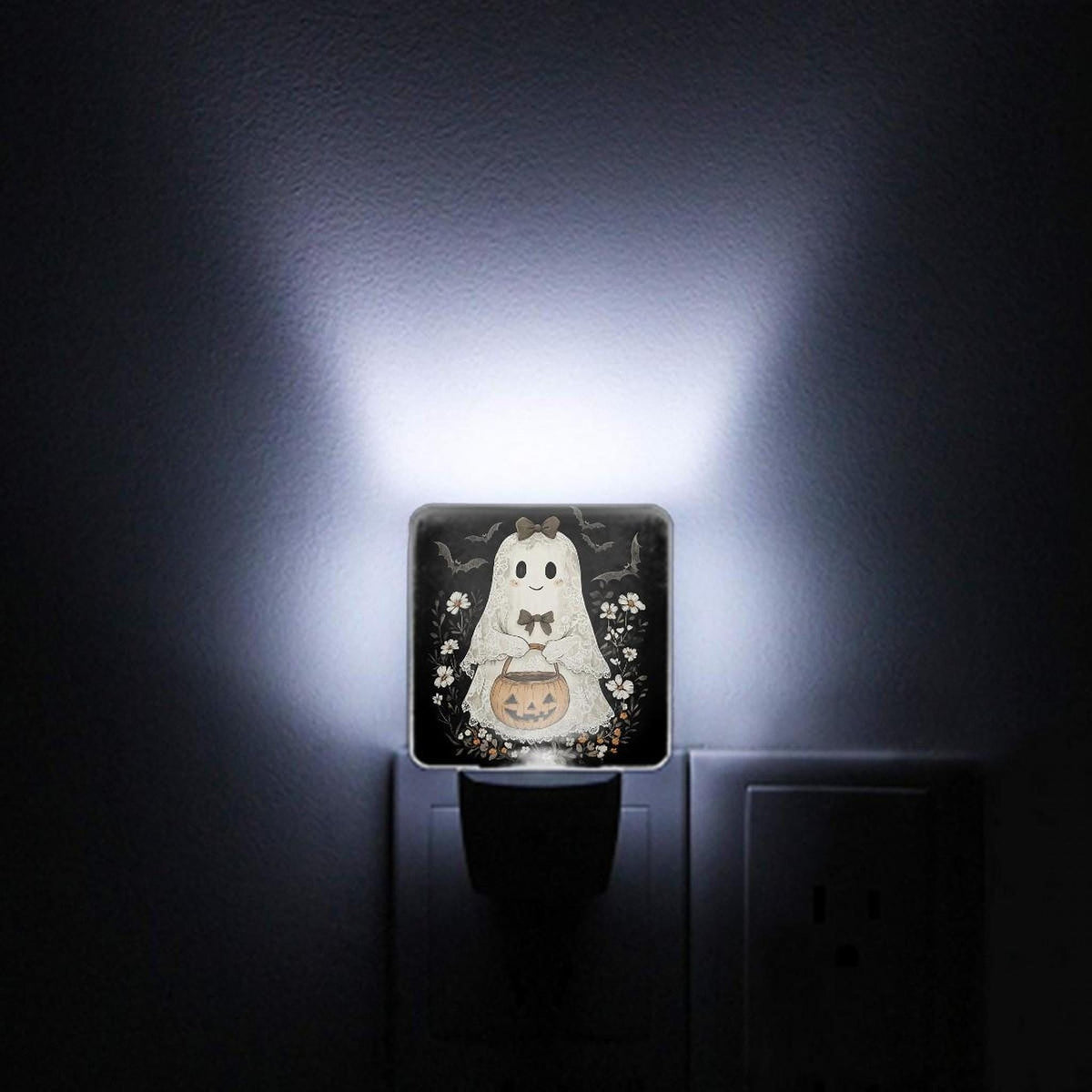 Horror Themed Spirit LED Night Lights, 2-Piece ABS Set with Automatic Sensor