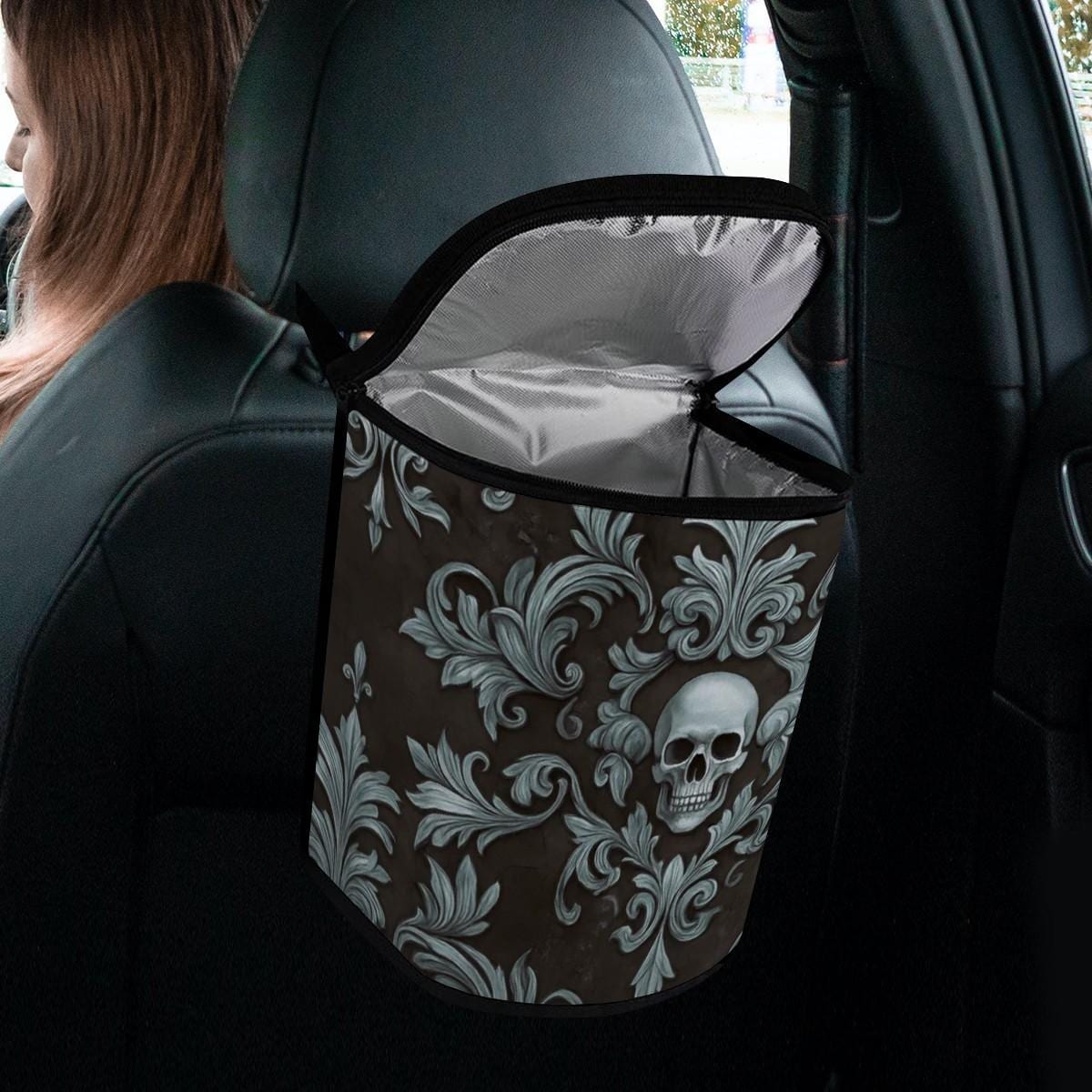 Skull-Themed Black Bucket Car Trash Container: Stylish Vehicle Waste Organizer for Neat Interiors