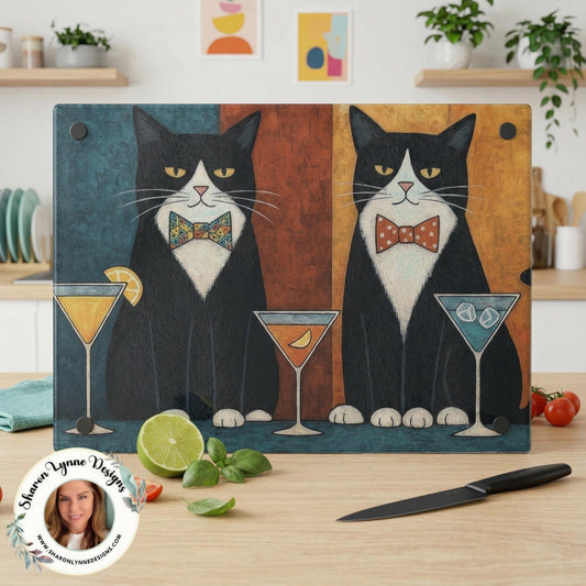 Vintage-Style Cat Glass Cutting Board: Kitchen Decor & Gift for Pet Lovers
