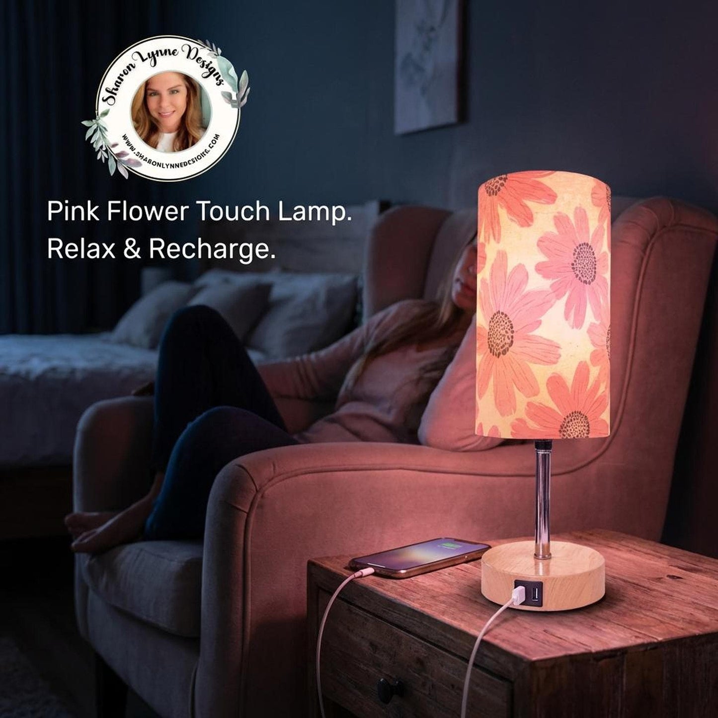 Pink Flower Lamp with Touch Control, USB Charging and Cozy Ambiance