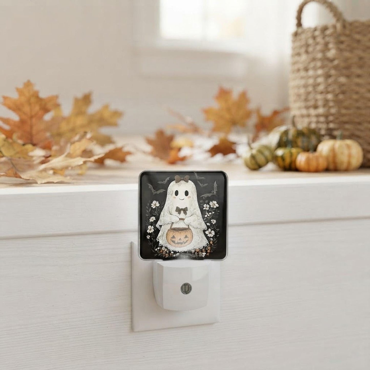 Horror Themed Spirit LED Night Lights, 2-Piece ABS Set with Automatic Sensor