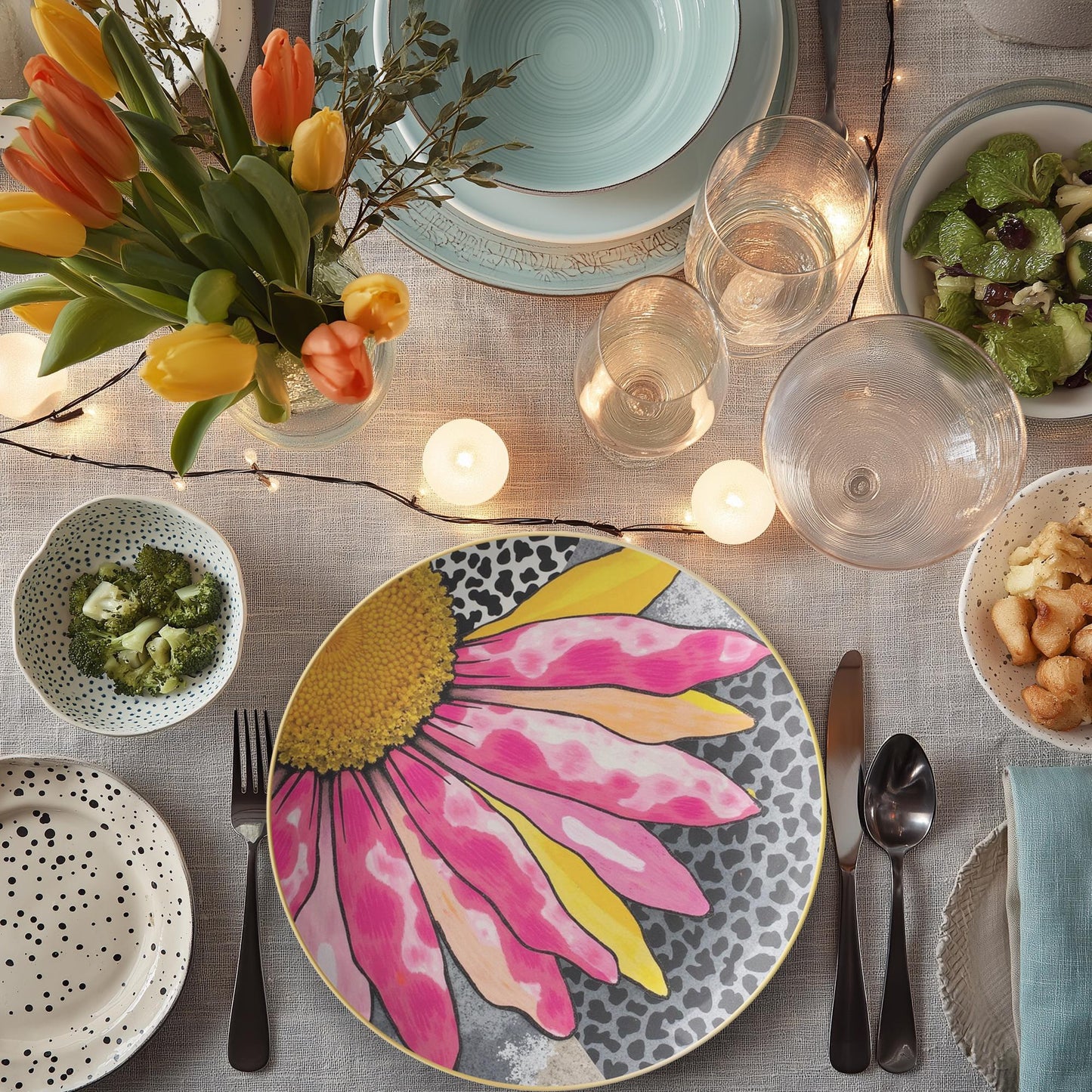Leopard Daisy Plate, 10-Inch Durable Polymer Microwave-Safe Dinnerware