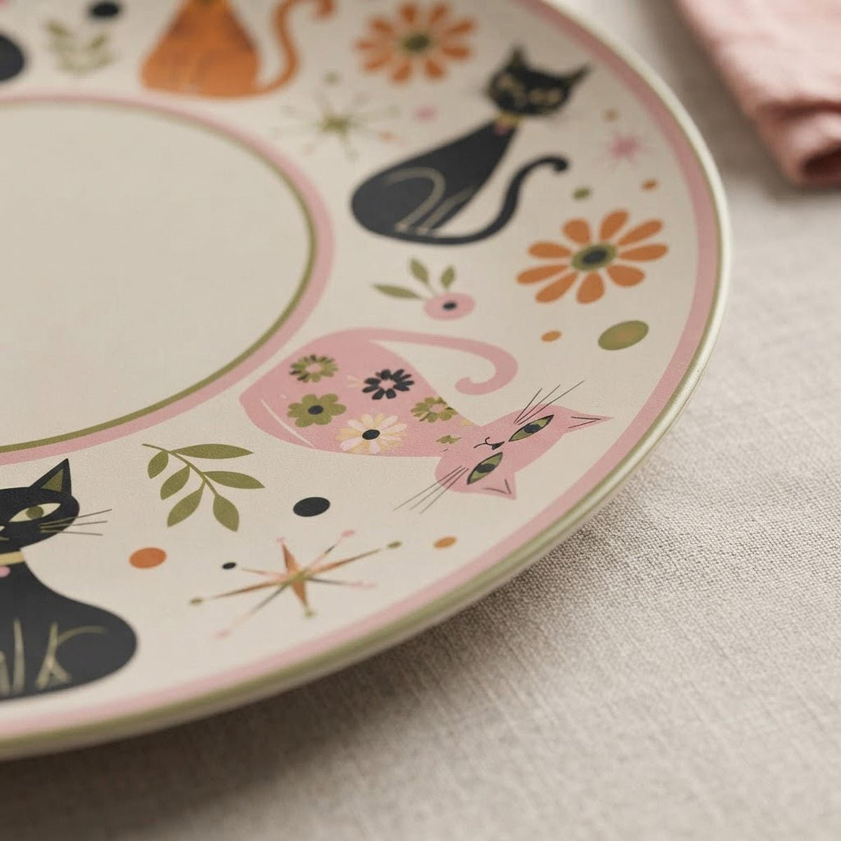 Retro Cat Dinner Plate, 10-Inch Polymer, Microwave And Oven Safe