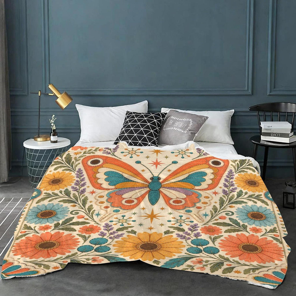 Butterfly Blanket, 90 x 108 Inch Sherpa Fleece with Retro Floral Design