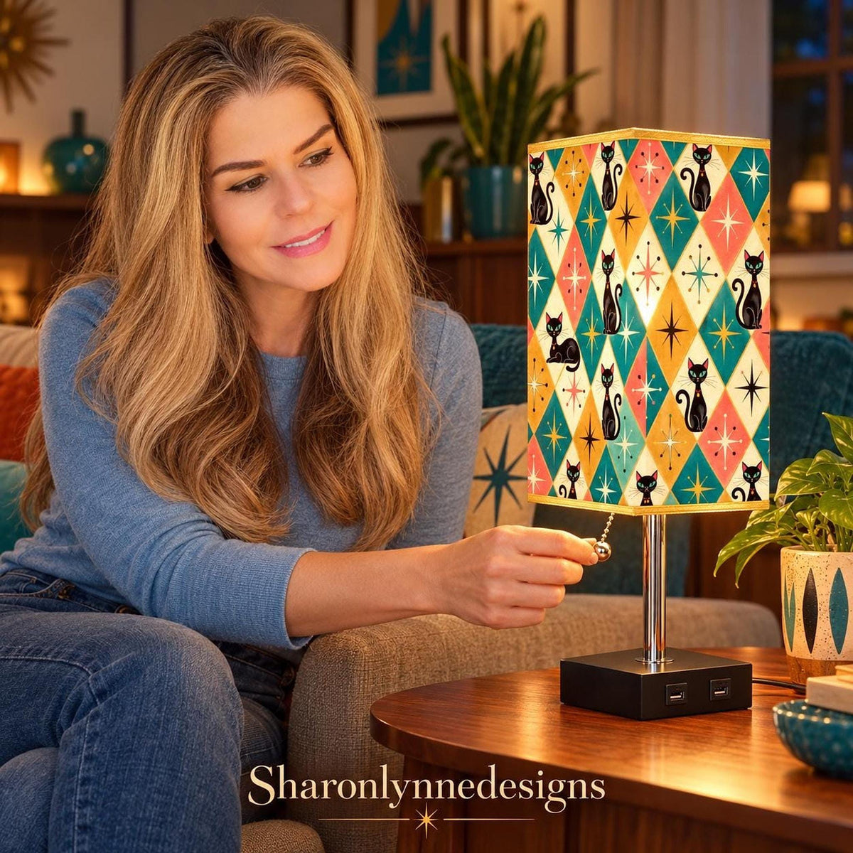 Retro Cat Square Table Lamp with USB Port Gold Trim